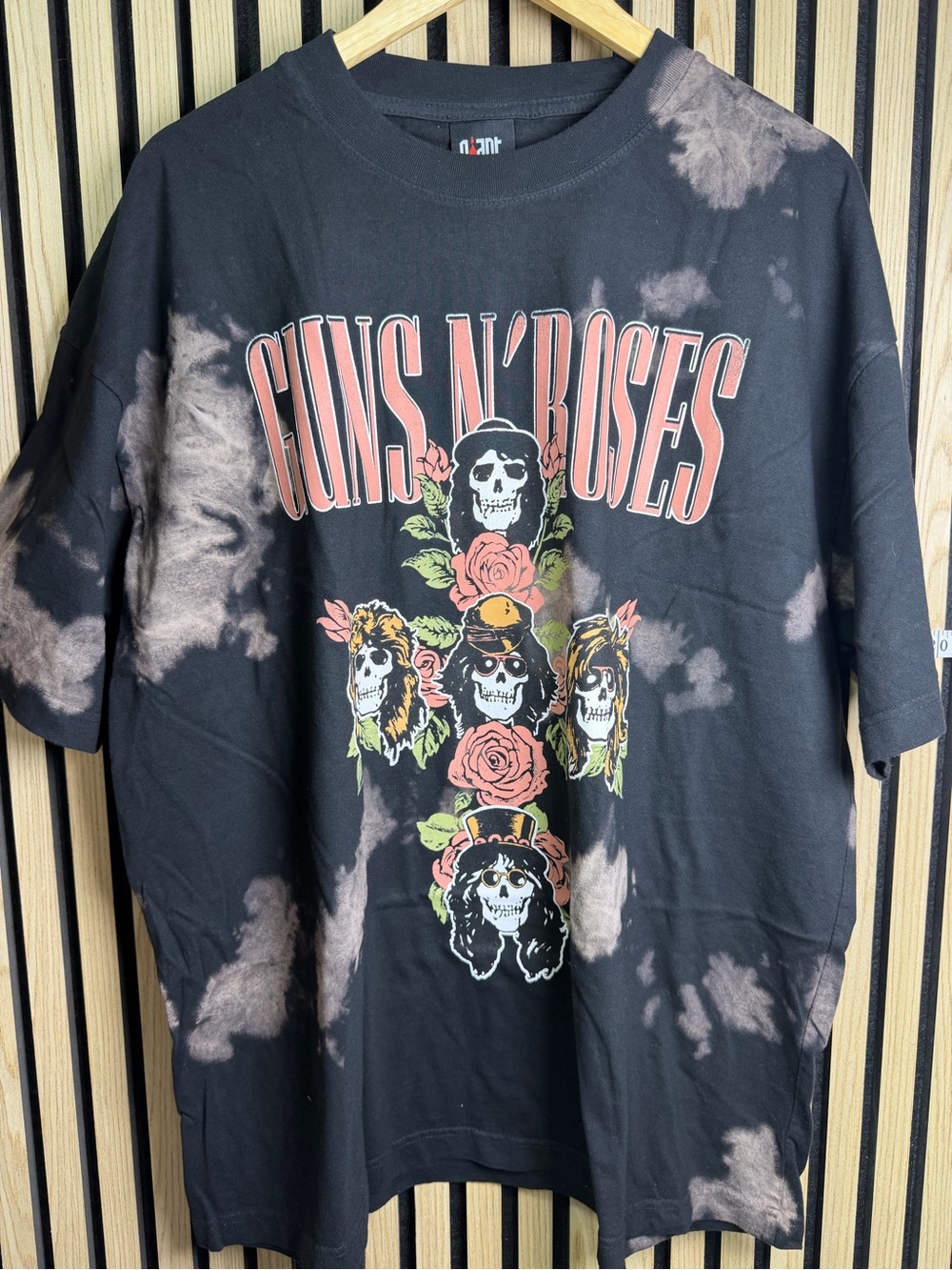 Guns n Roses Giant Vintage tag